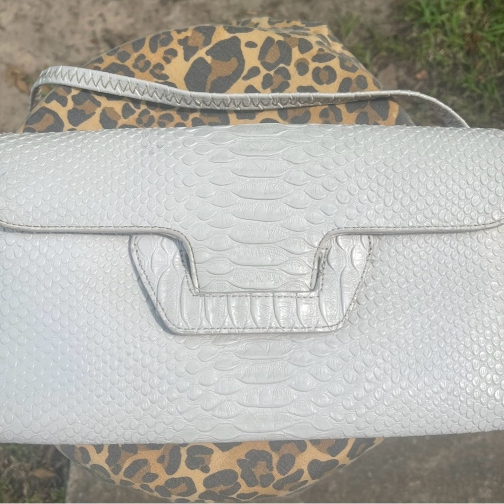 NWOT Elegant gray Clutch Bag
